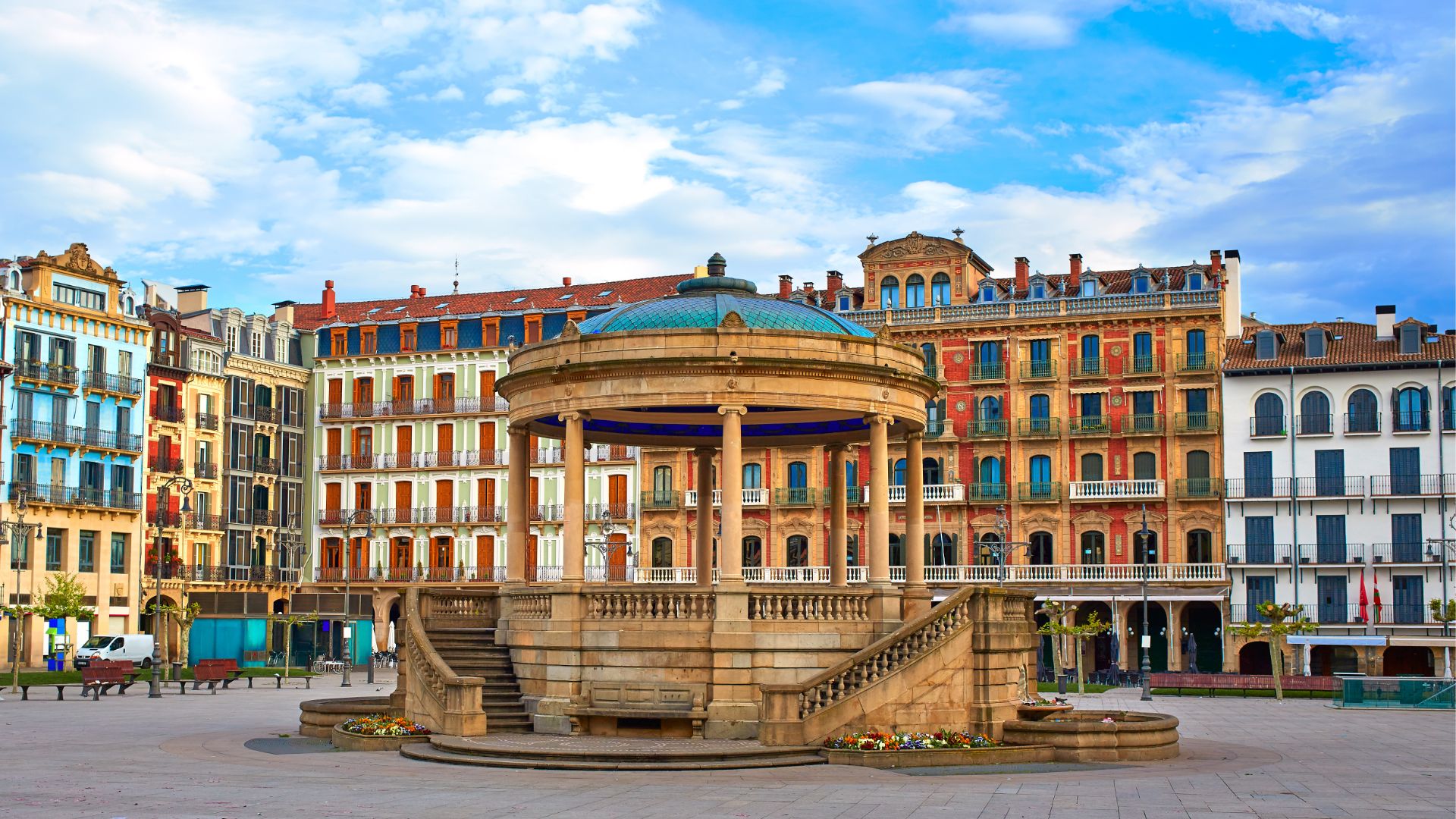ANDALUCIA, LEVANTE Y EL CANTÁBRICO